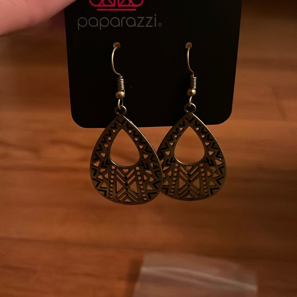 Gold earrings